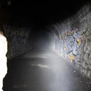 Tunnel 2
