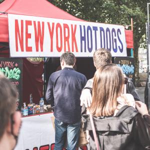 NEW YORK HOT DOGS
