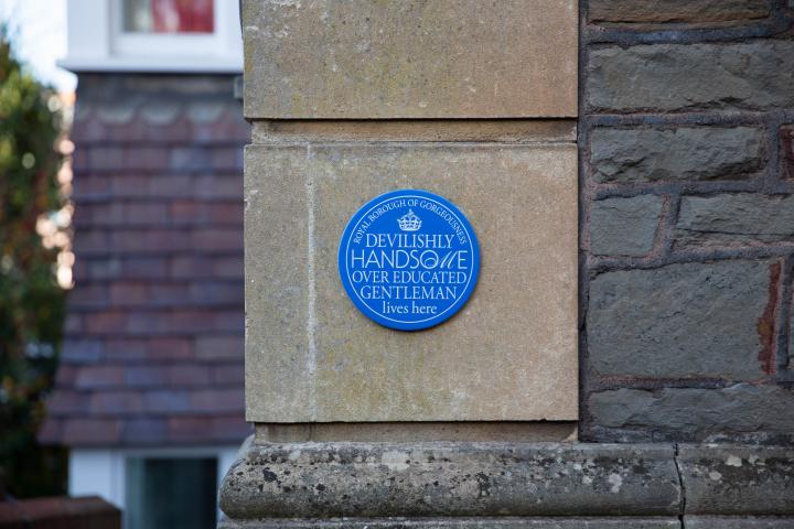 I was tempted by the blue plaque.
