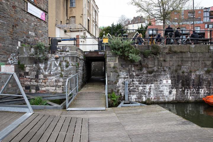 You can see a historical shot of the Mardyke Ferry Steps, complete with moustachio'd Mardyke Ferrymen, on the Bristol City Docks site.
