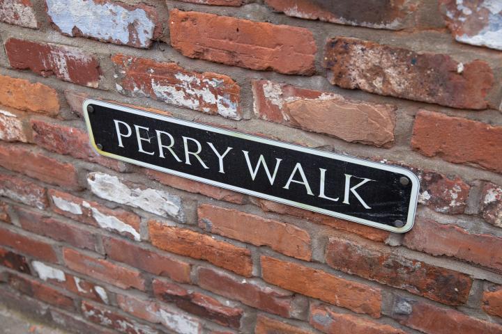 ...being the name of the unexpected alley. They're not often named. I wonder who Perry was?