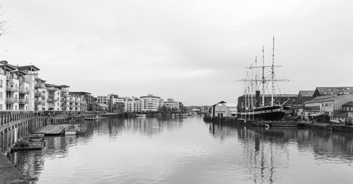 I'm heading for a coffee from Imagine That, in the Bristol Marina. Which is on the other side of harbour. Normally I'd have walked down that side t...