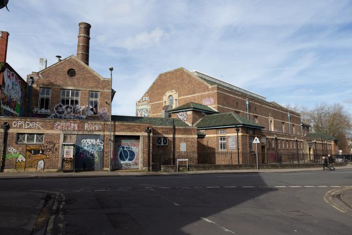 The Bristol South Swimming Pool. I'm not sure I've ever been inside any of Bristol's public swimming pools, though I did once use the University po...