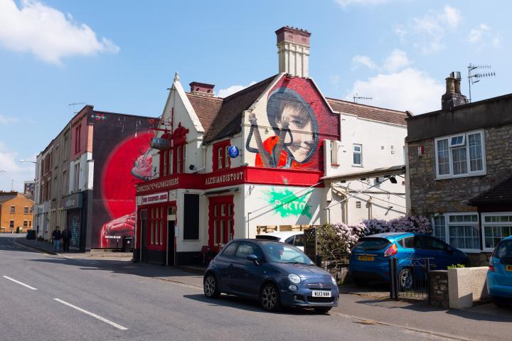 Pikto's piece on the side of the Coopers Arms was looking particularly eye-catching in the sunshine...