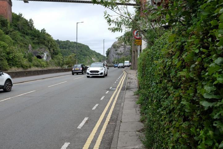 The Hotwell Road really needs more facilities for pedestrians. I spotted plenty of other walkers just on my brief trip along this short section, bu...