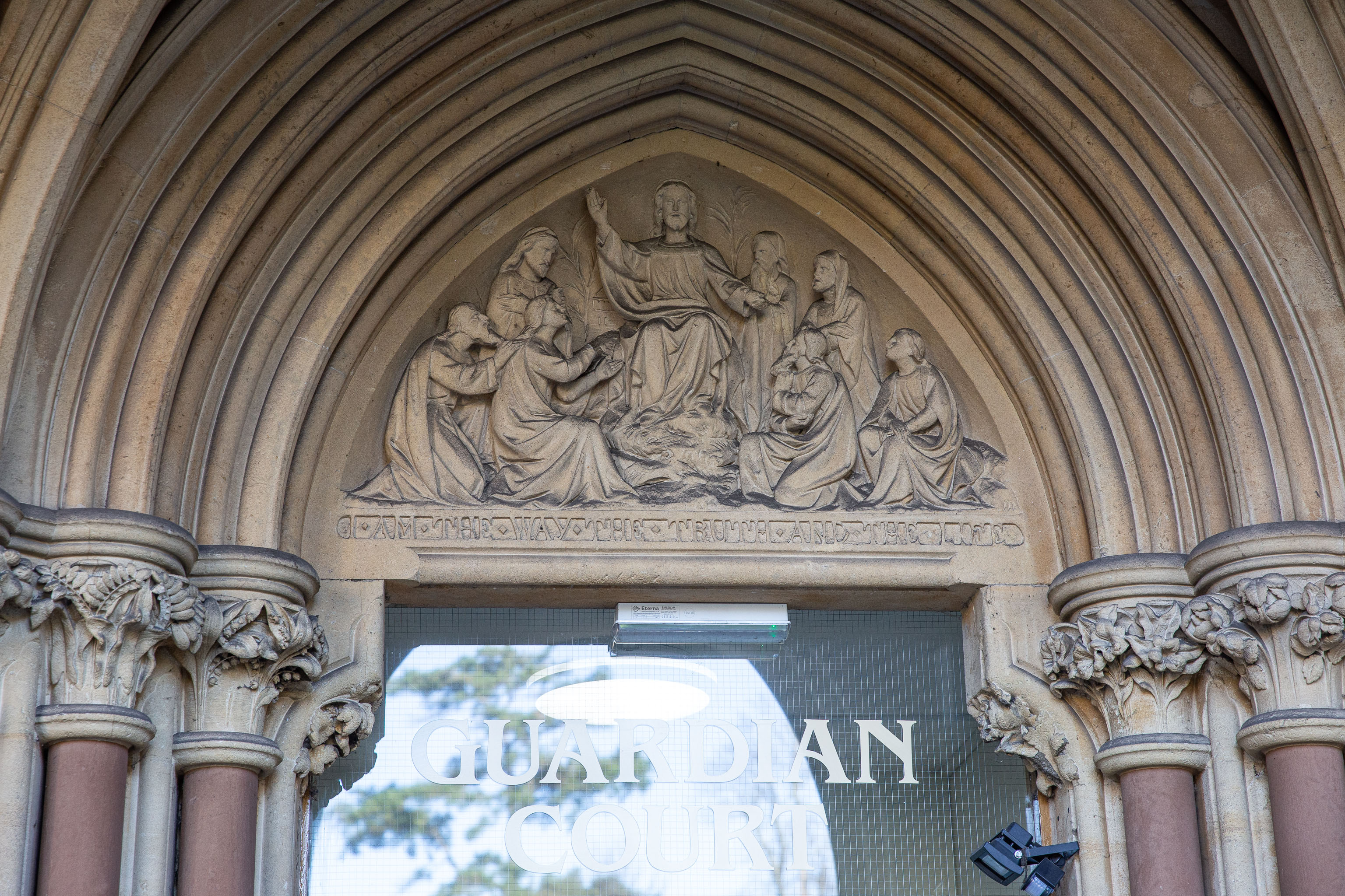 Guardian Court Tympanum
A United Reform chapel, now flats, naturellement. Christ is preaching in the tympanum
