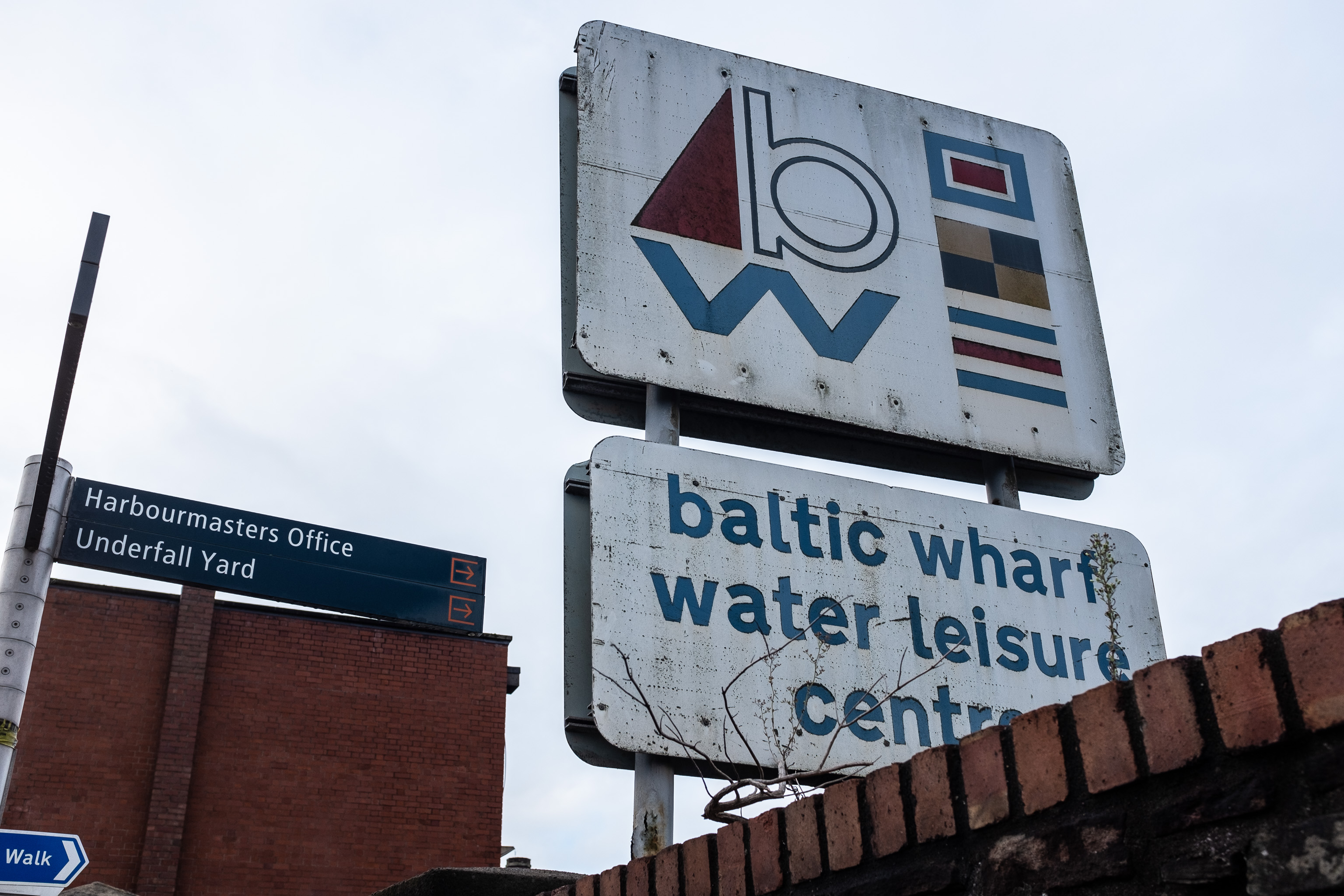 
                                Baltic Wharf Water Leisure Centre

                                                                    There seems something very 1980s about this sign to me.

                                                                