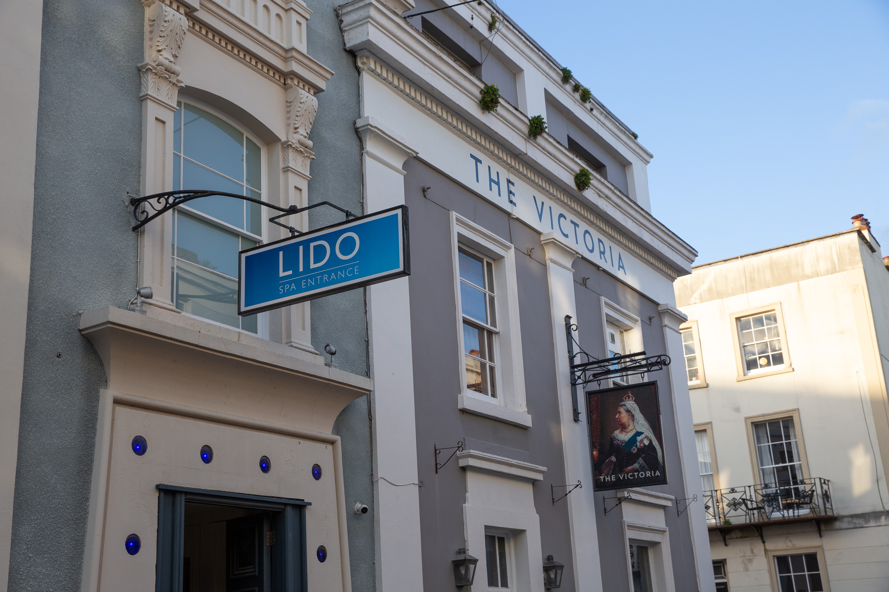 Lido
The Lido, as once saved by Dorothy Brown, the tireless conservationist whose plaque we saw earlier.

