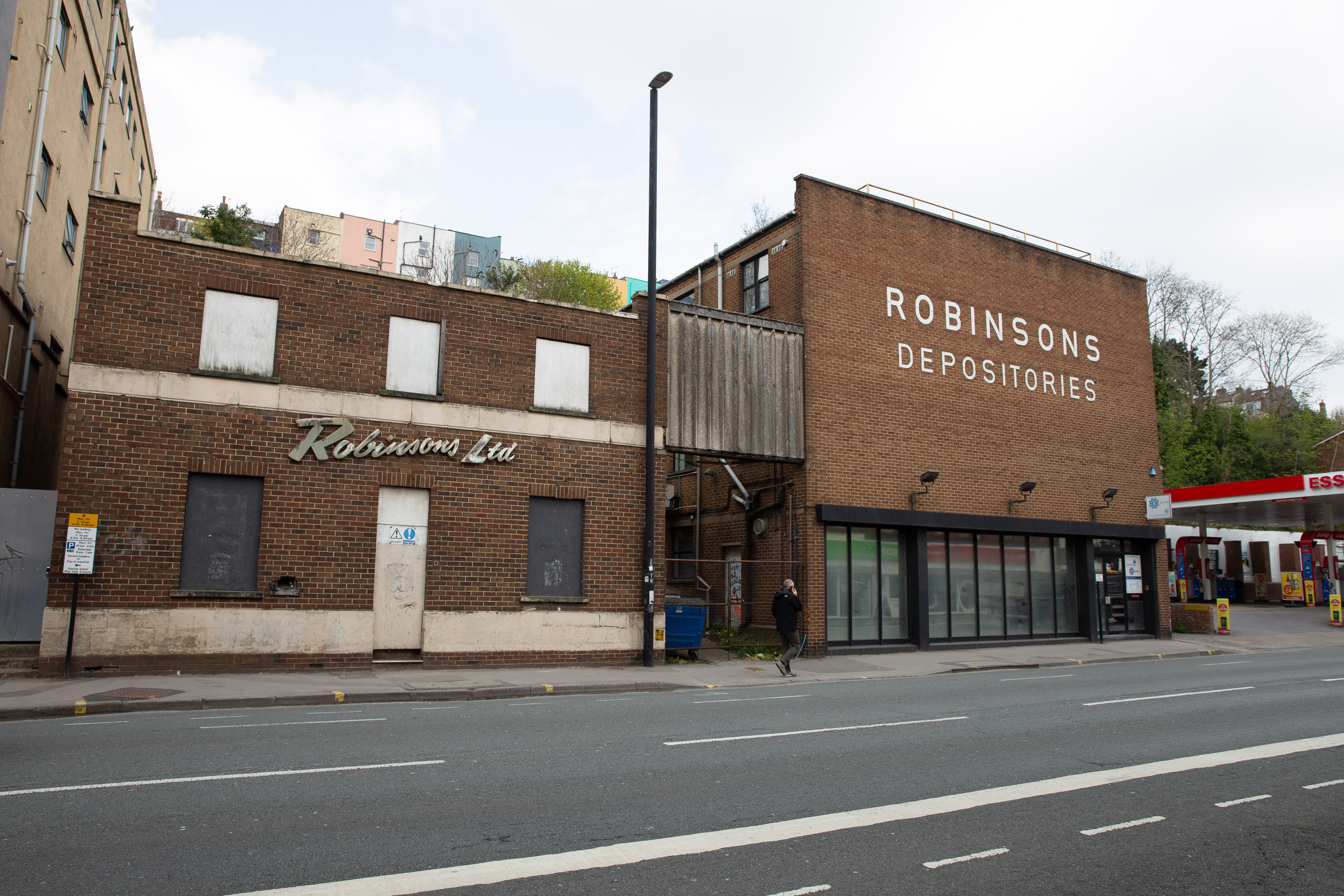 Robinsons Depositories
I know very little about the history of these buildings. There's a removals firm called Robinsons with some links to Bristol, and a building in Bri...