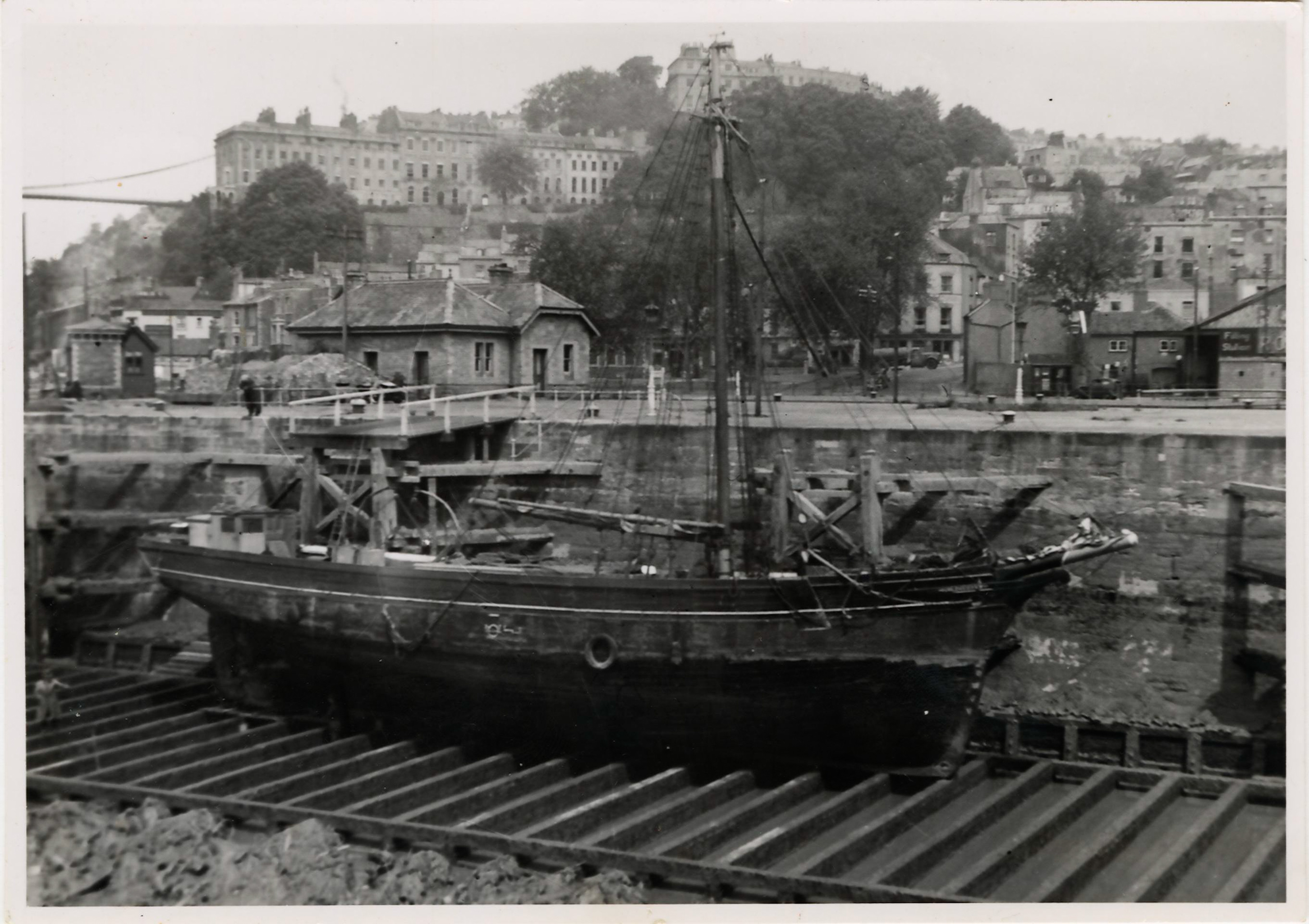 Motor vessel Gold Seeker on the gridiron outside Bristol City do
Here's the best photo of the Gridiron I've found so far: Item PG/3596 in the Isle of Man Photographic Archives.  

The photo is dated 14 May 1946 a...